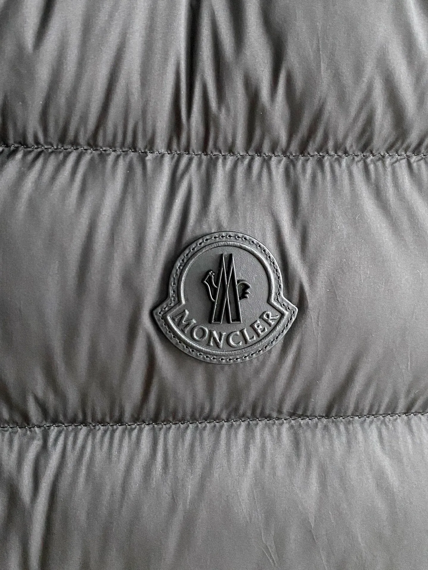 🌟 47 Mon# 26 ， 90 。 New Arrival ， ， ， Rebound 。 ， ， ， ， Versatile ， 。 ：Black、 White、 Sizes：M L XL 2XL 3XL